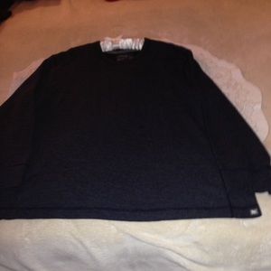 MAN'S PULLOVER